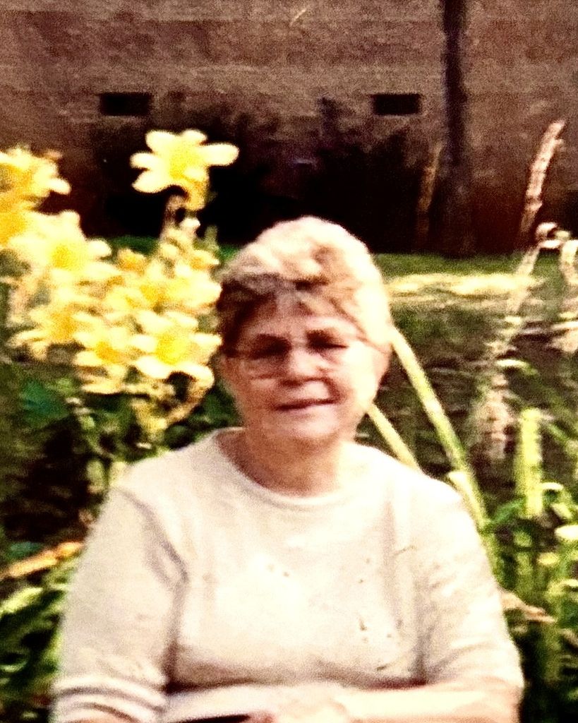 June Kelly Blanton Profile Photo