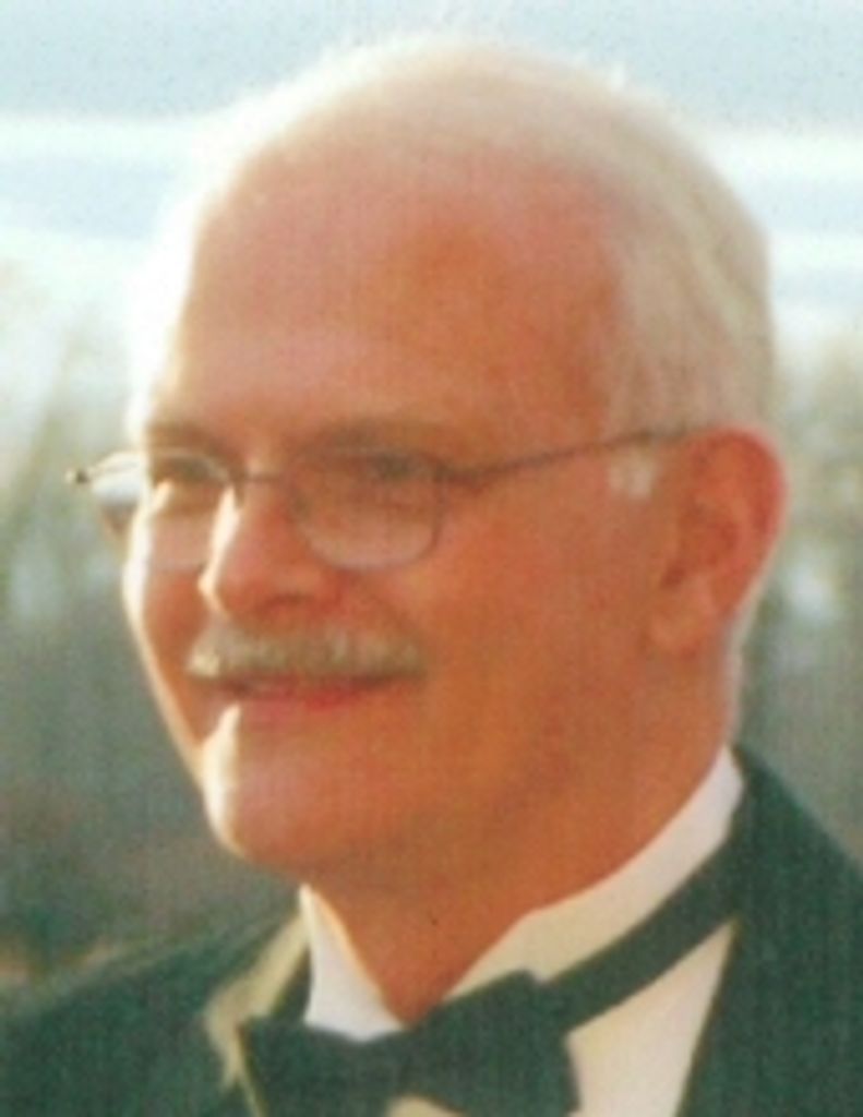 Dan  M Hopper