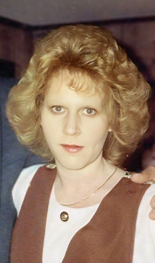 Robin Elise Davie Profile Photo