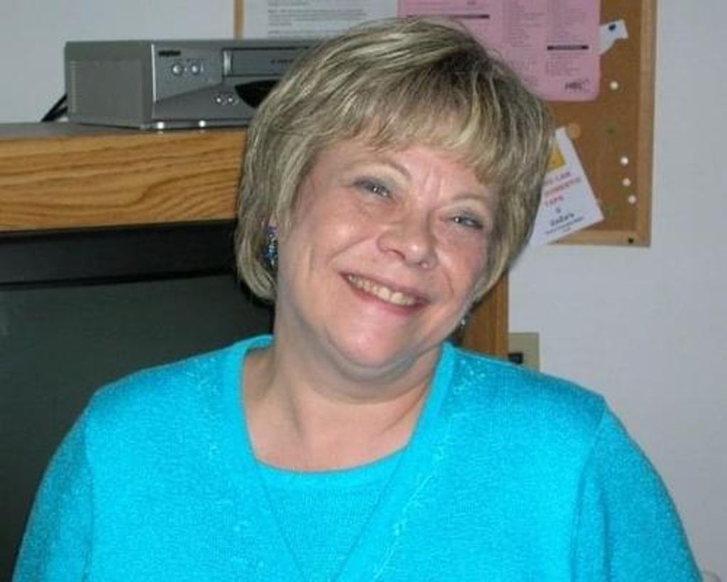 Debra Troge Profile Photo