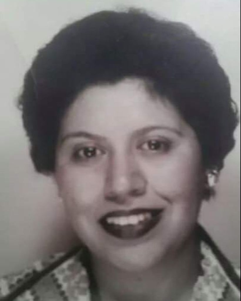 Esther Pizano DeLaRosa Profile Photo