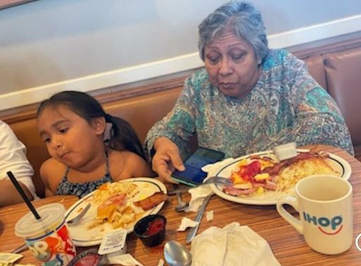 Maria Guadalupe Zumaya photo gallery thumbnail 46 of 260