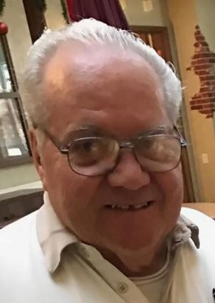 Lee Thomas Fawcett Profile Photo