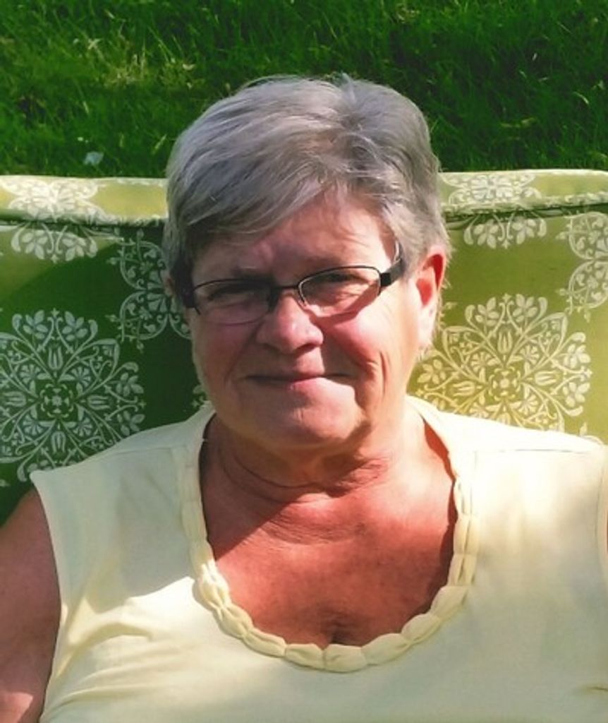 Carolyn Faye Mitchell Bussey