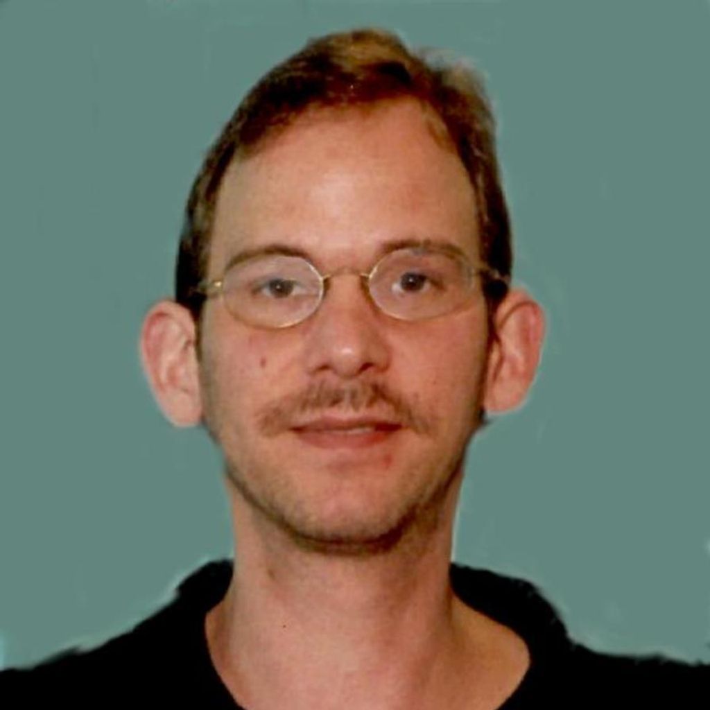 Robert M Kusmits