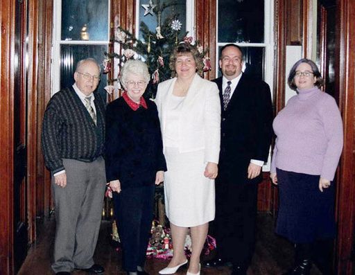 Robert "Bob" Moseley photo gallery thumbnail 5 of 47