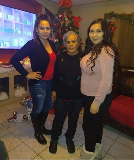 Maria Deleon Ambriz photo gallery thumbnail 96 of 187