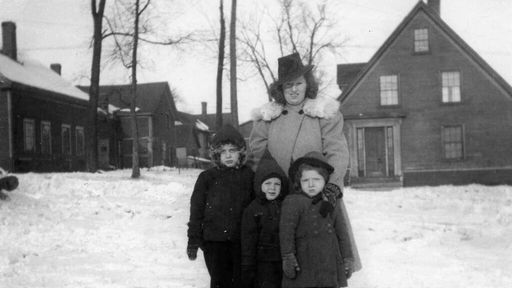Joan Martin photo gallery thumbnail 7 of 60