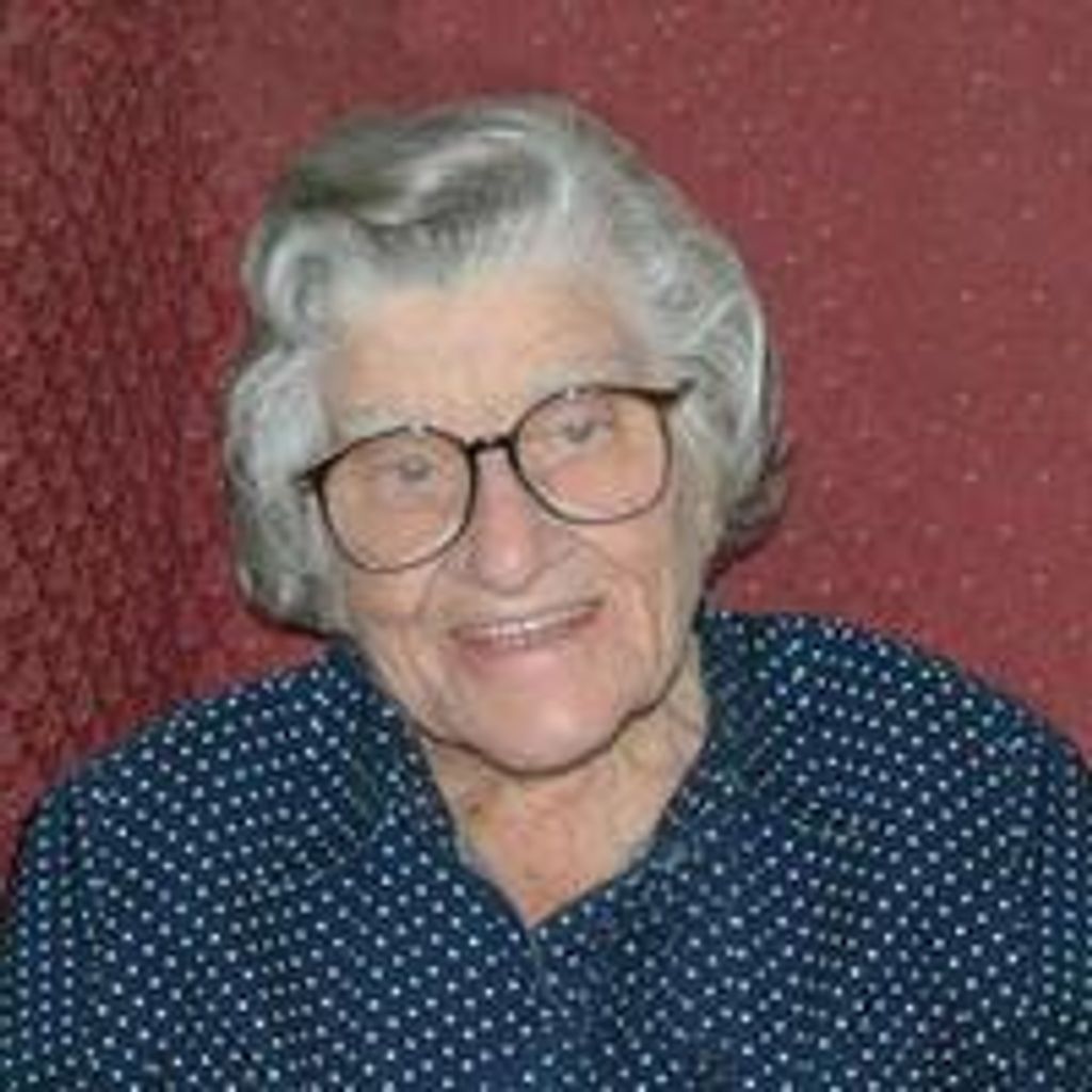 Geneva "Sue" Lee Mills