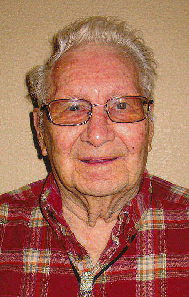 Mathias  J Hecker
