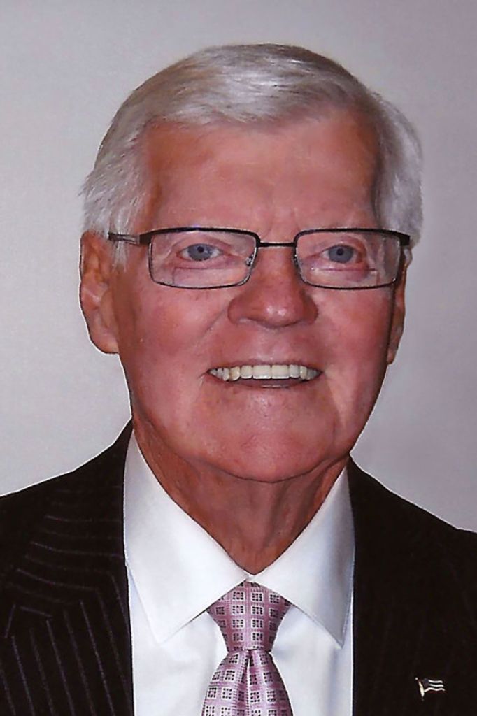 Dean Bradley Warren