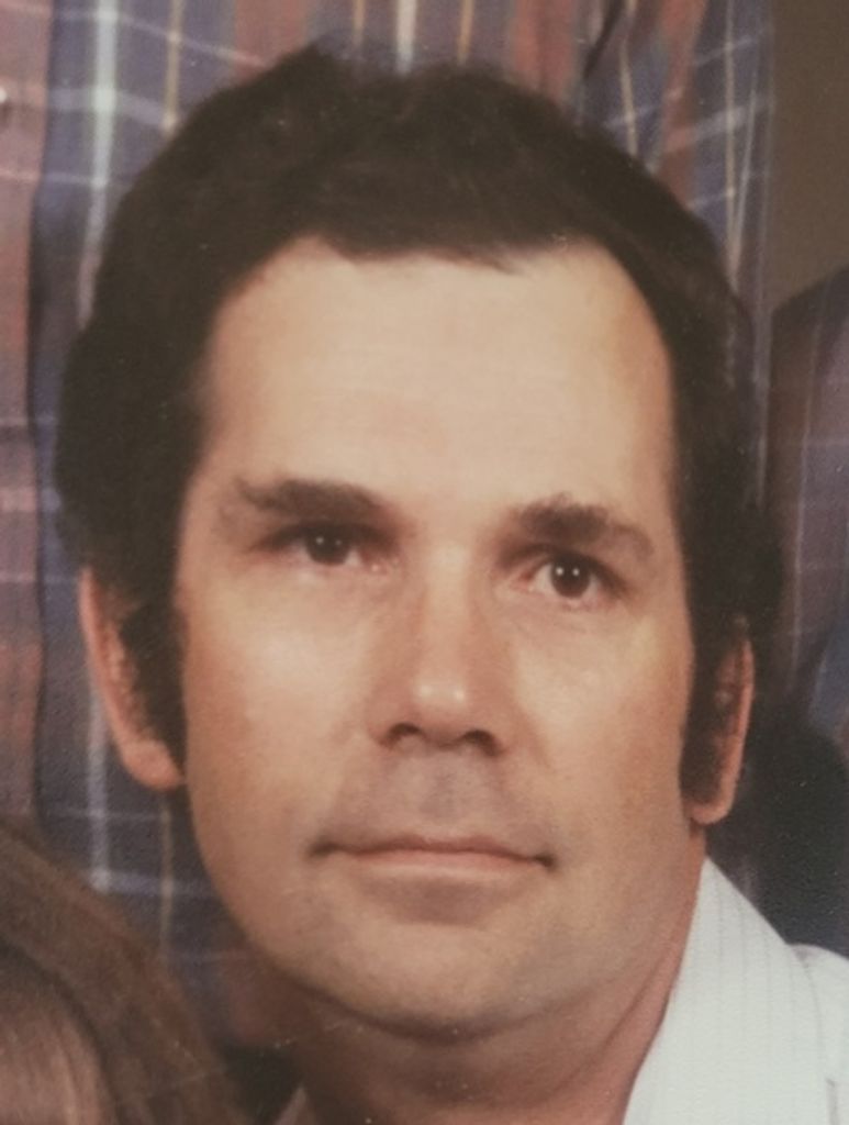 Ted Wade Howard Profile Photo