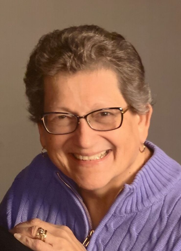 Karen Emma (Flowers)  Carlier Profile Photo