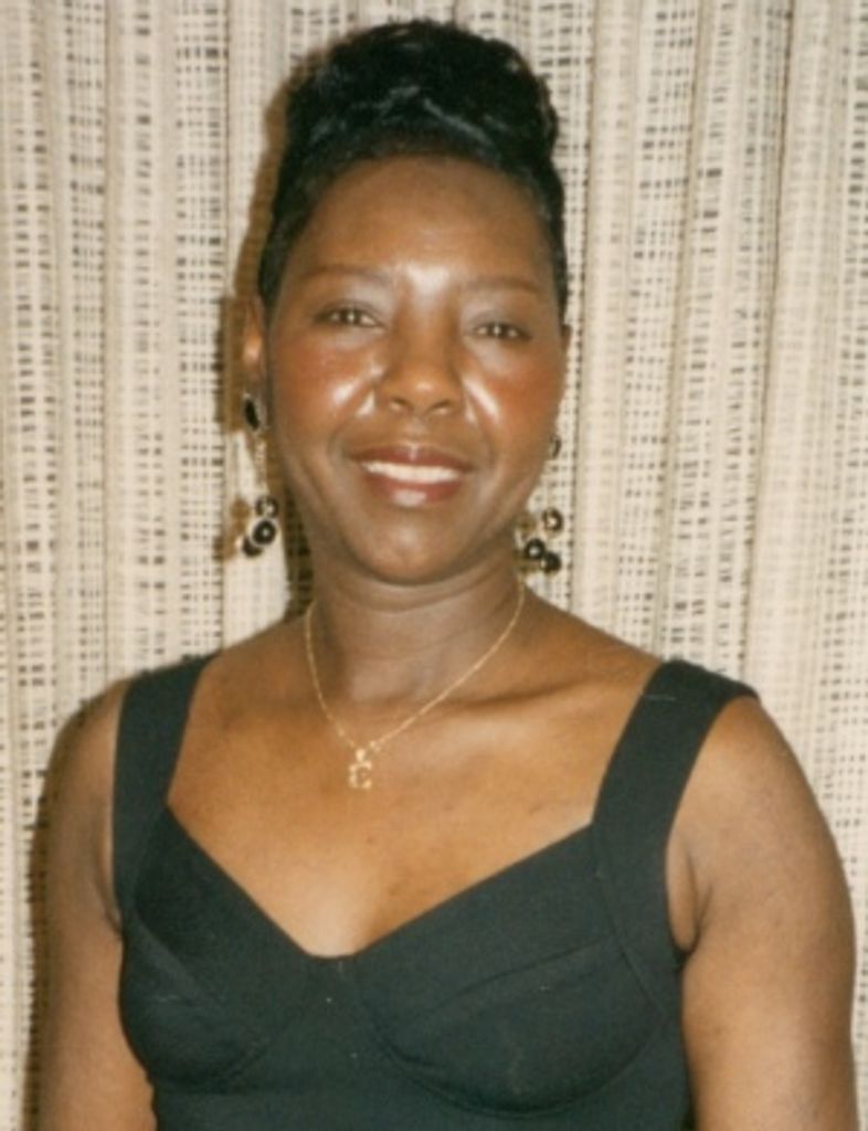 Vincer Queen Esther Smith Profile Photo