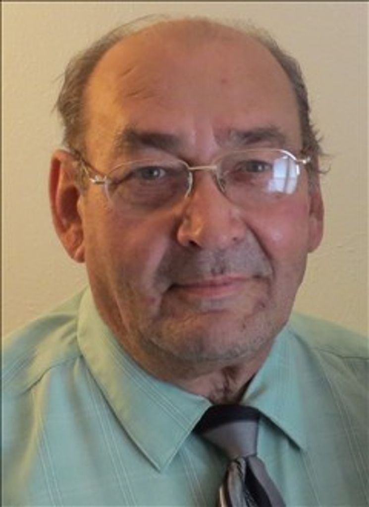 Simon J. Martin