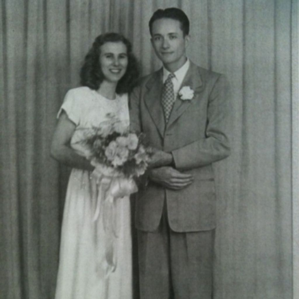 Jim & Anna Saul Profile Photo