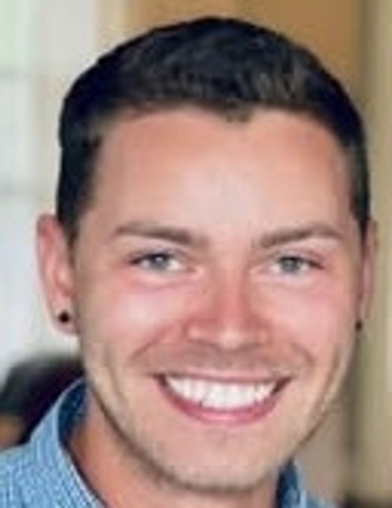 Nicholas Thomas Hold