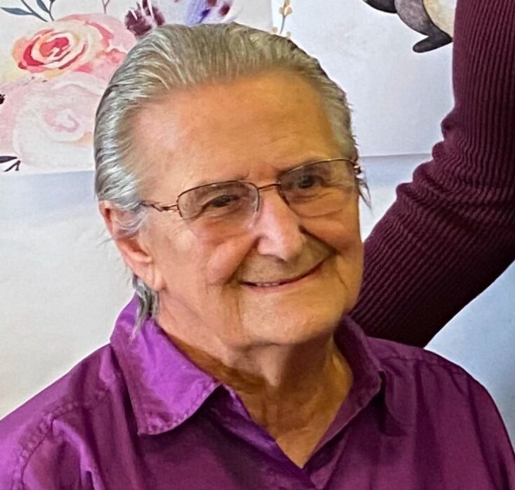 Myrtle Tuil Profile Photo