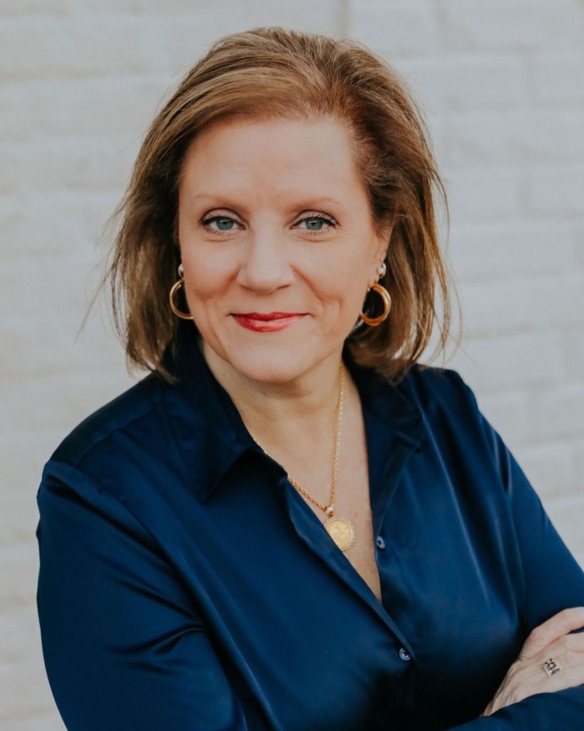 Robin Lynn Wood Gay Profile Photo