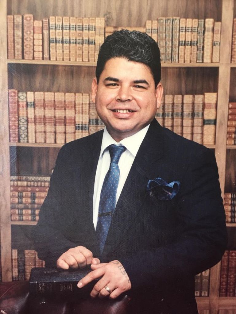 Larry Mendez Palacios