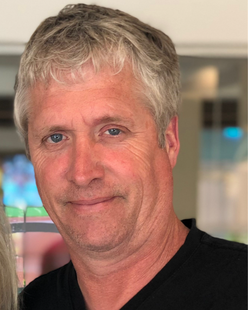 Peter Moore Bushnell, Jr. Profile Photo