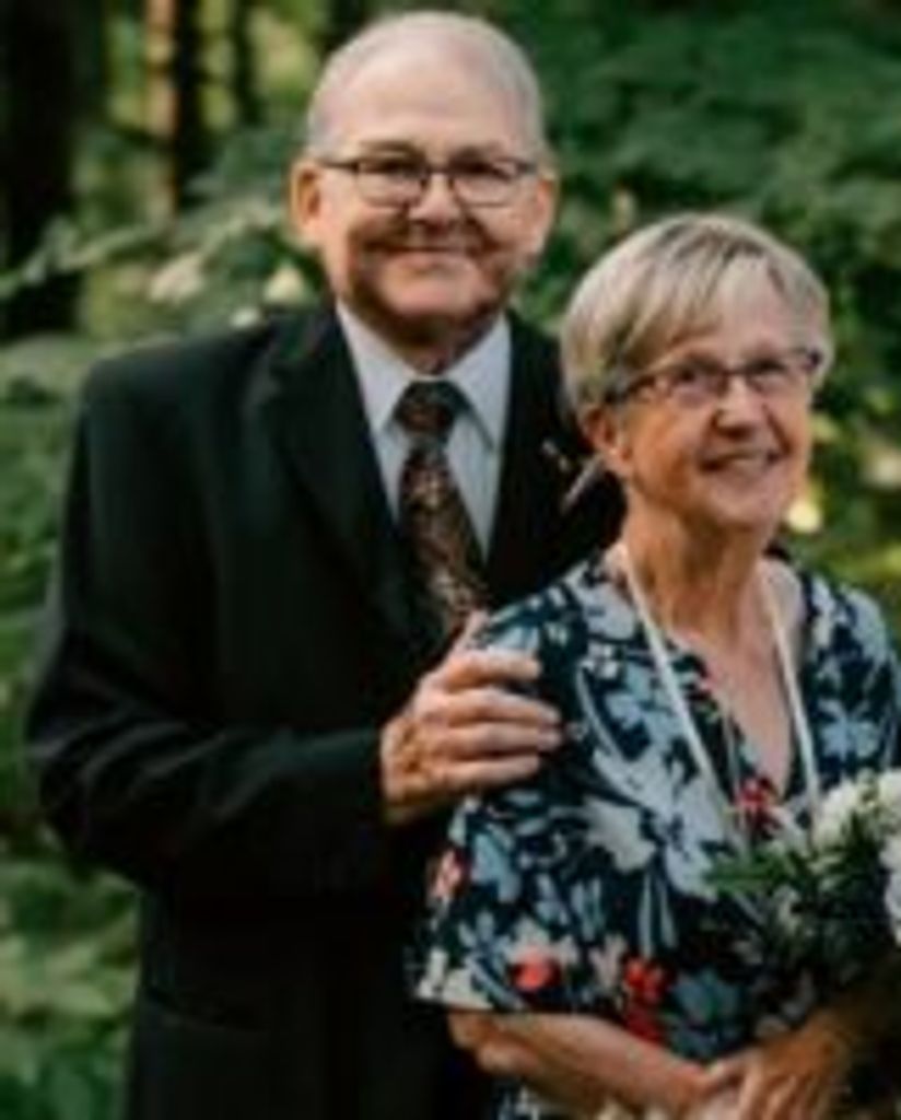 Maxine Horvath Profile Photo