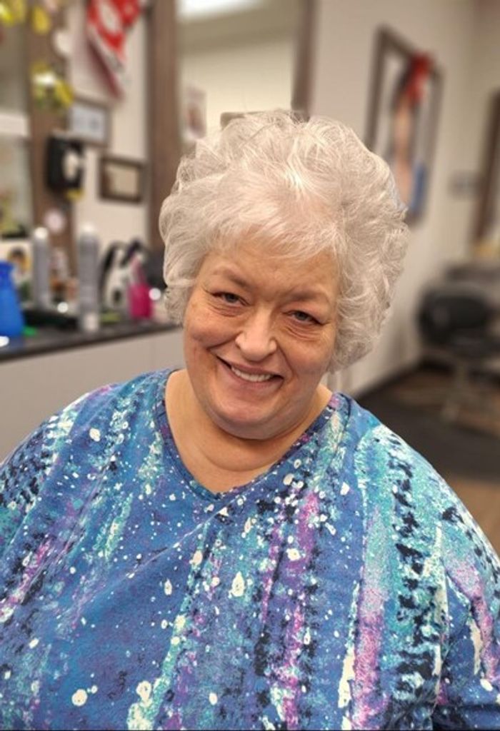 Beverly Jo Barr Profile Photo
