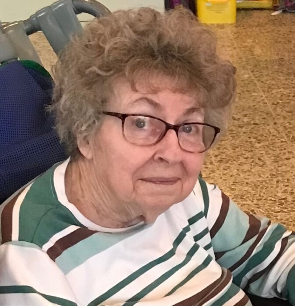 Suzanne (Shearer)  Smith