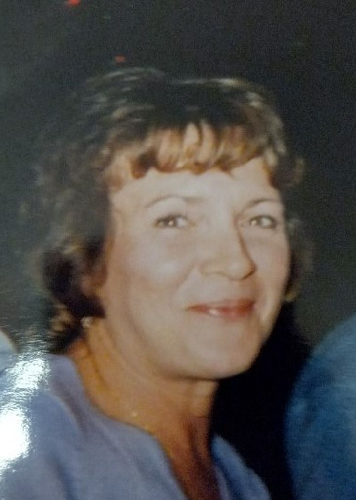 Janell Lynn (Mullin)  Evearitt Profile Photo