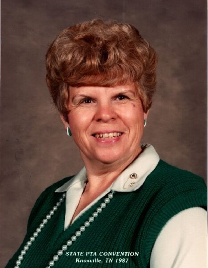 Gloria Ruth Davis