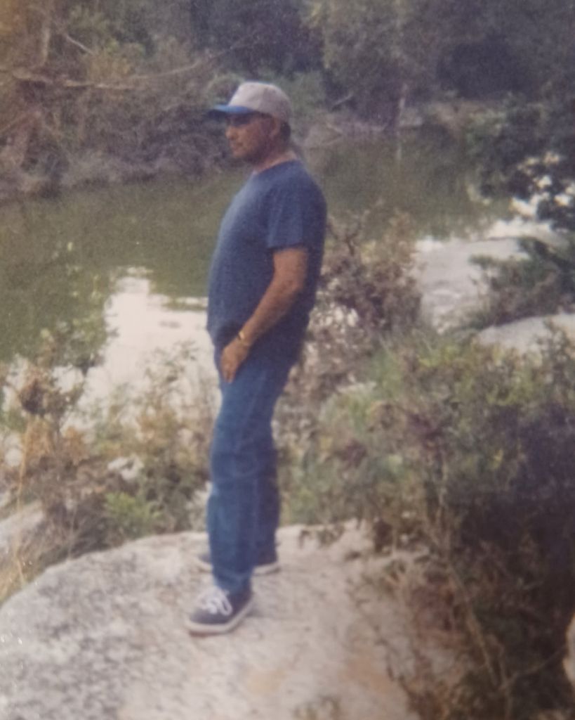 Roberto Olivares Jr. Profile Photo