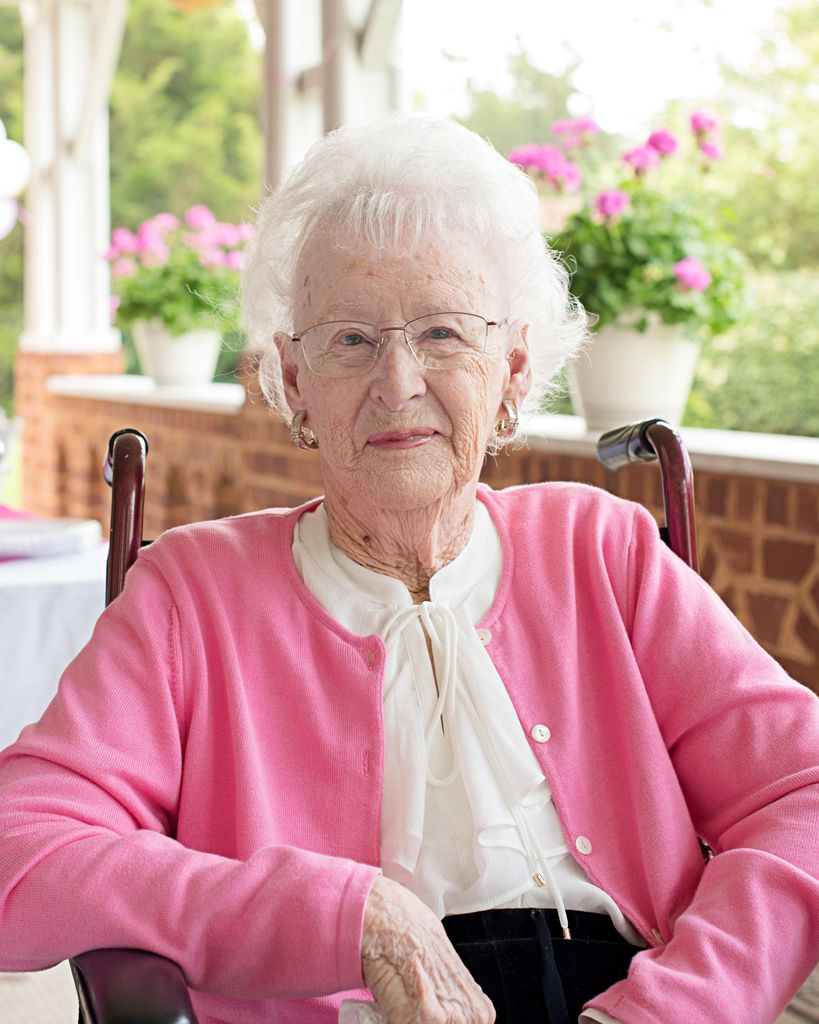 Ruth Naomi Tucker Profile Photo