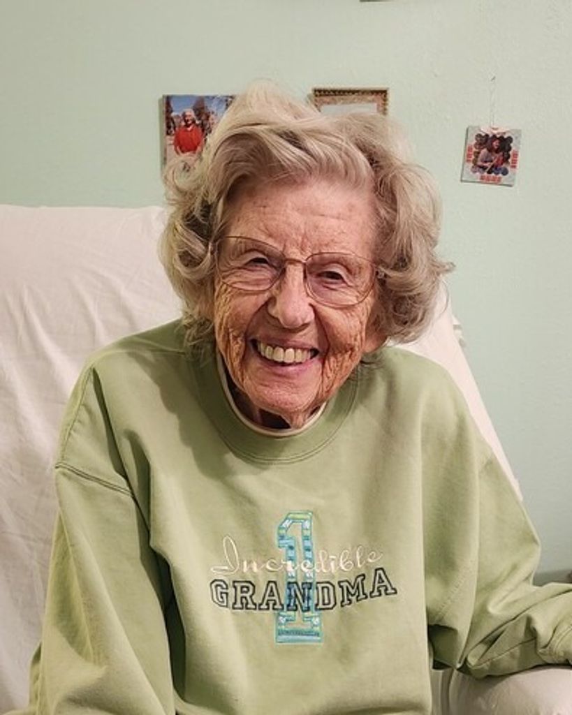 Bernice Mary (Berni) Divine