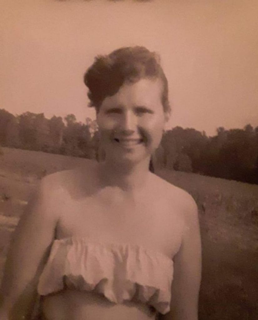 Joan Strange Dean