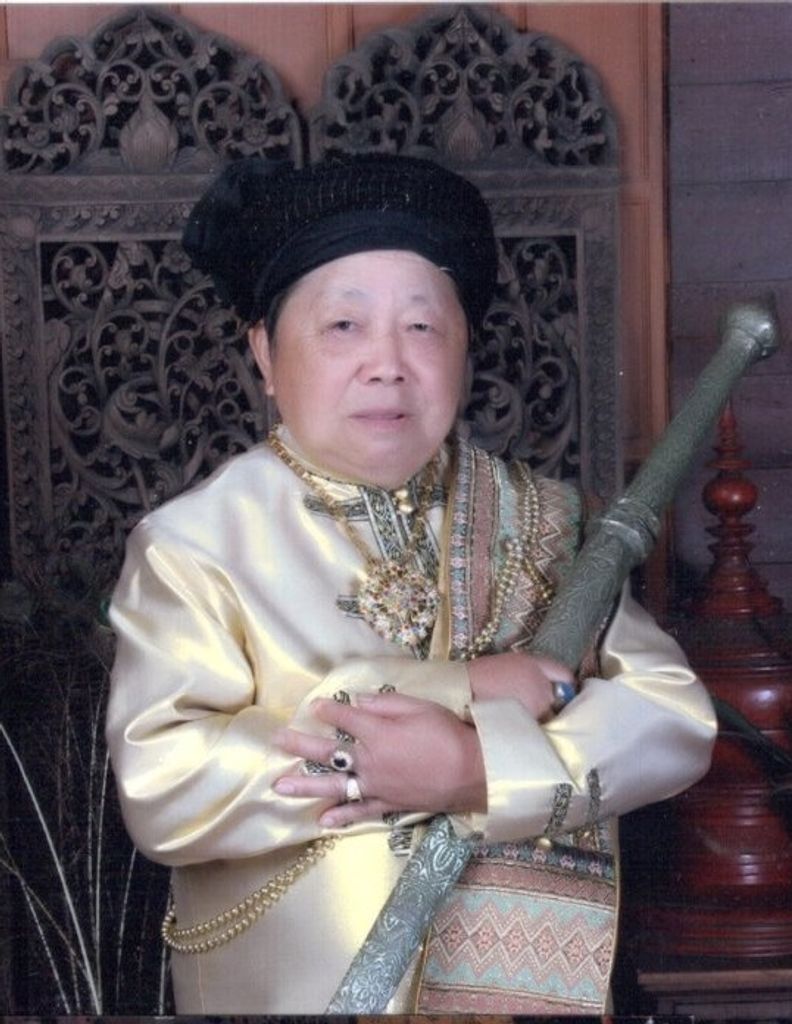 Yong Seng Vang