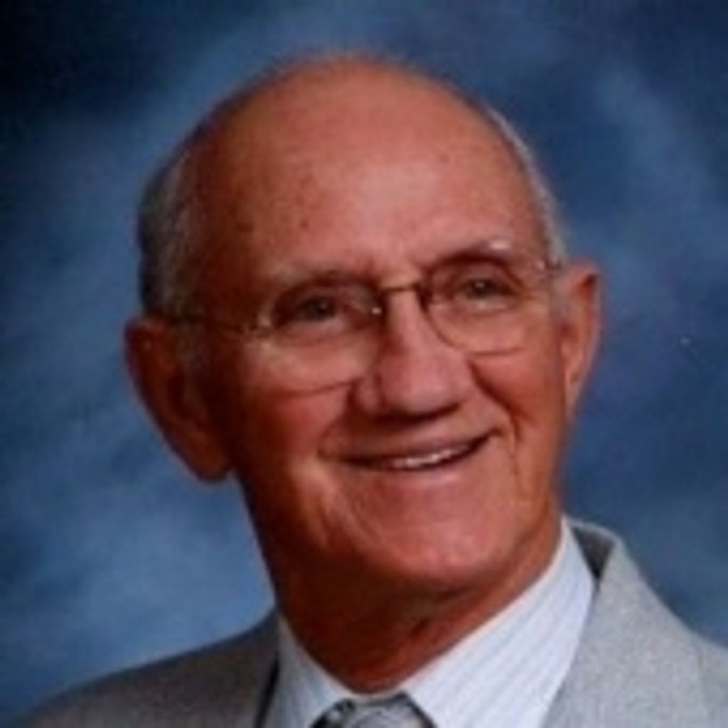 Robert T. Mr. Hillebrand