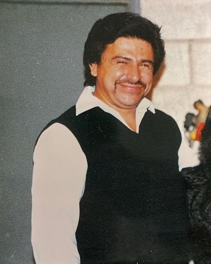 Javier Valdovinos Profile Photo