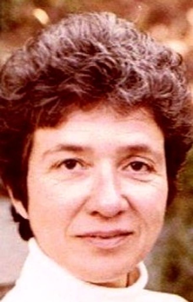 Nina Helms Strauss Profile Photo