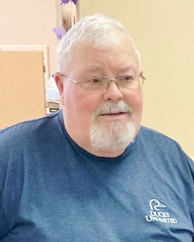Denis Holmes Profile Photo