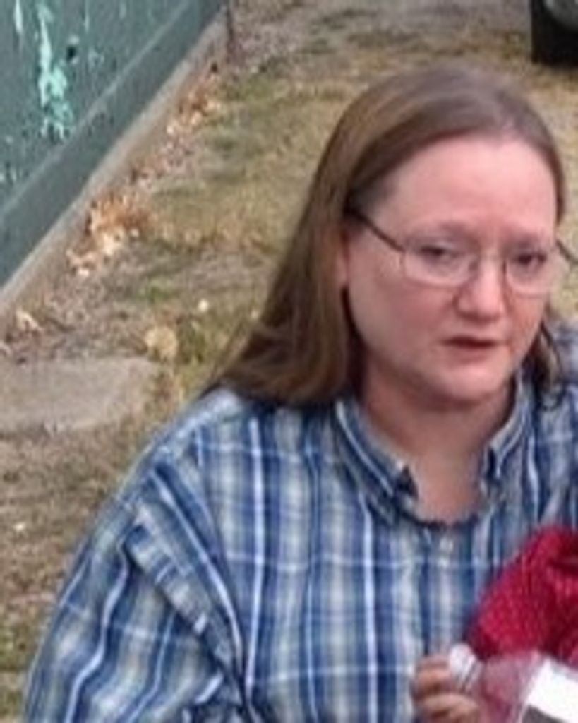 Sharron "Shari" Kenton Profile Photo