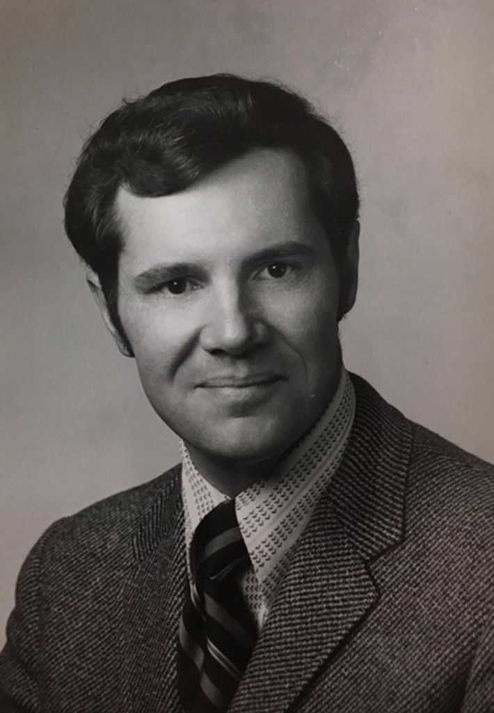 Curties Penrose Hale, Jr. Profile Photo