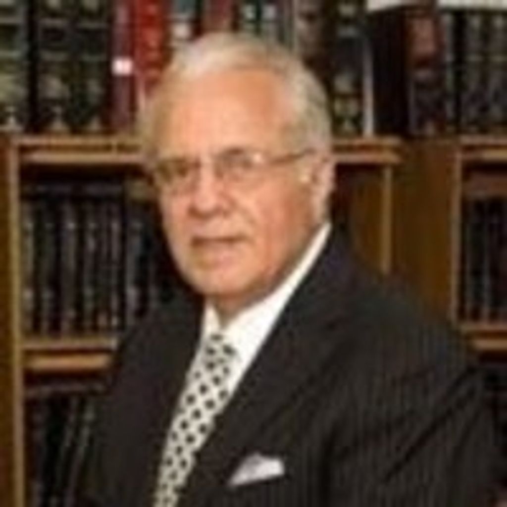 Thomas E Delorenzo Esq