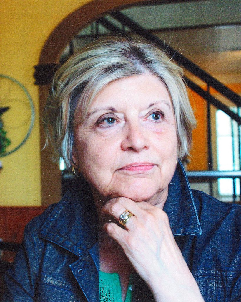 Linda McConnell Davis