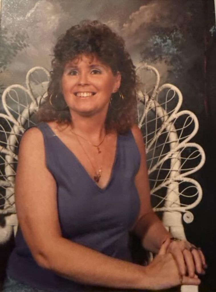 Linda "Lynn" Cremeens