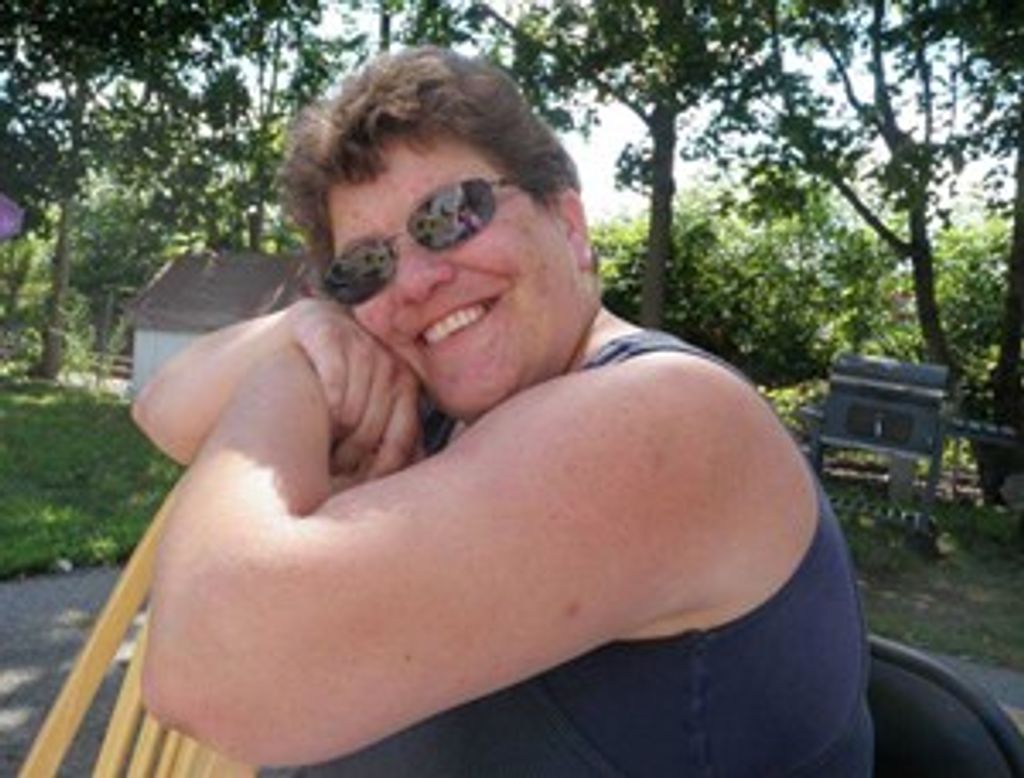 Sara Canfield Bettis-Harrington Profile Photo