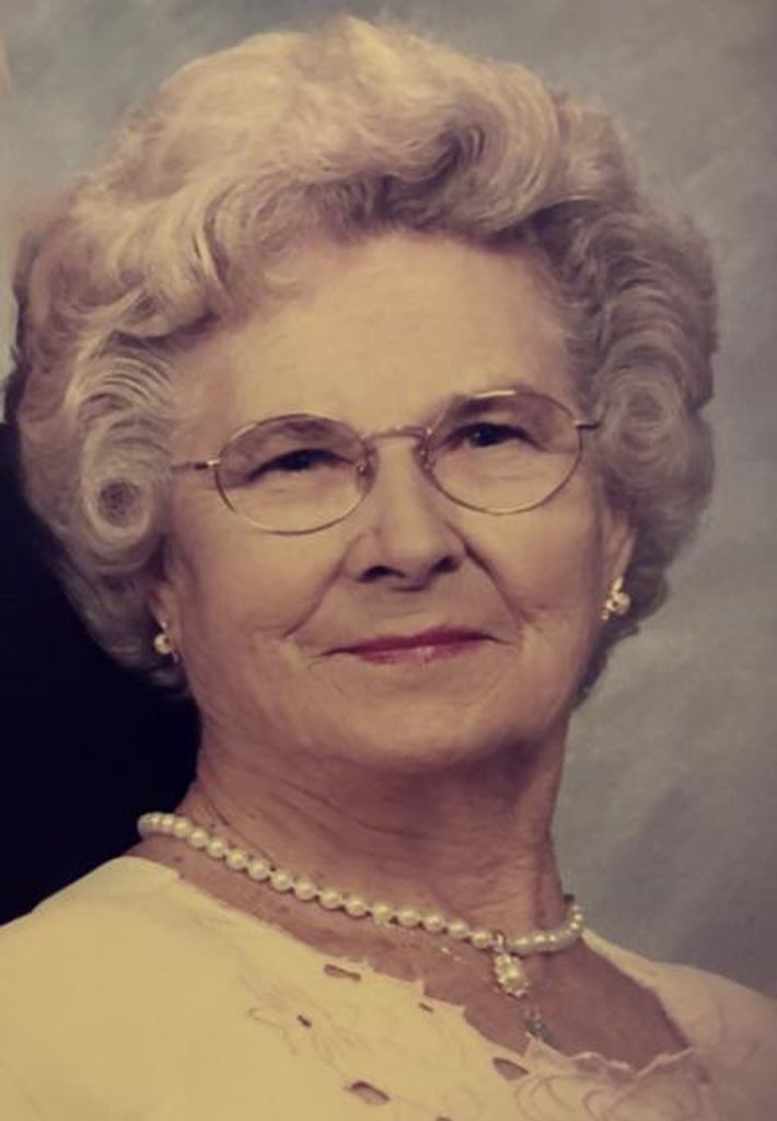 Helen Meszes Profile Photo