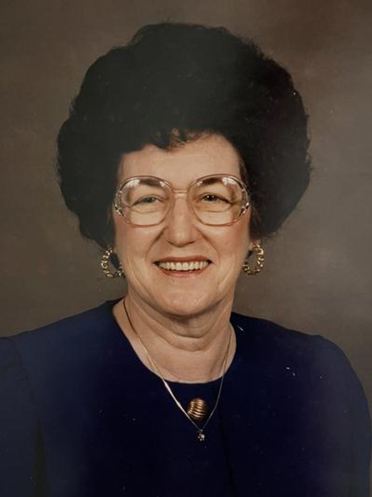 Robbie Lou Lott Shoemake Profile Photo