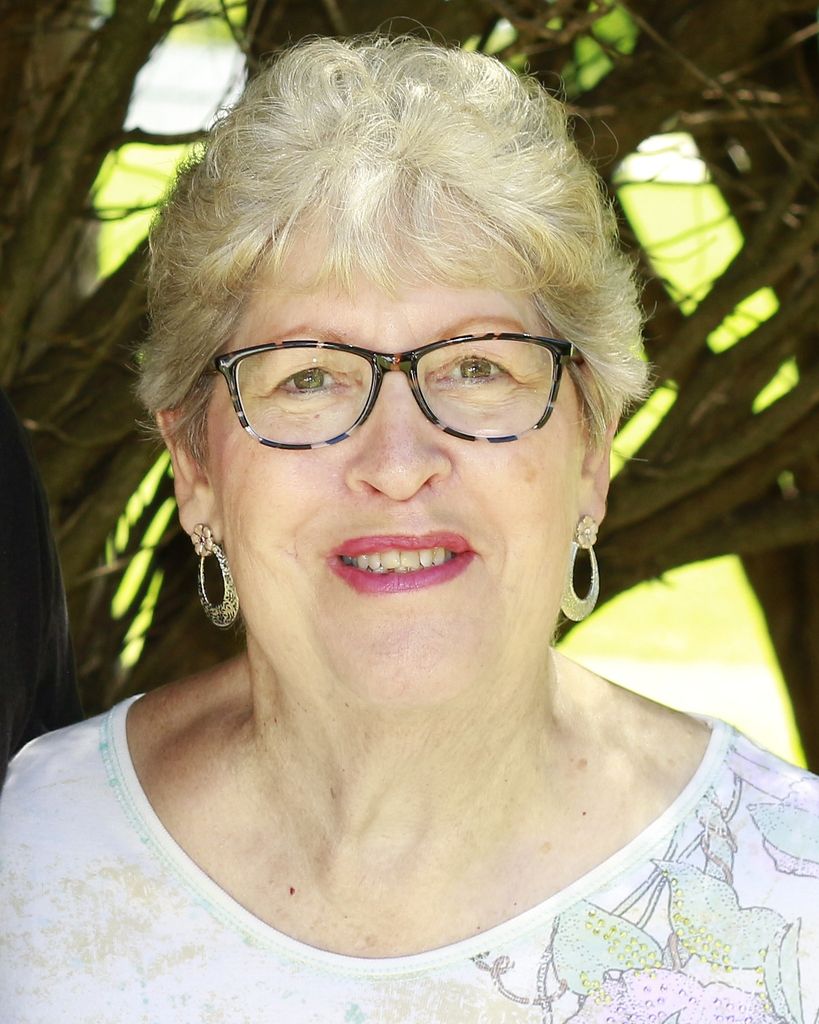 Elaine J. Anderson Profile Photo
