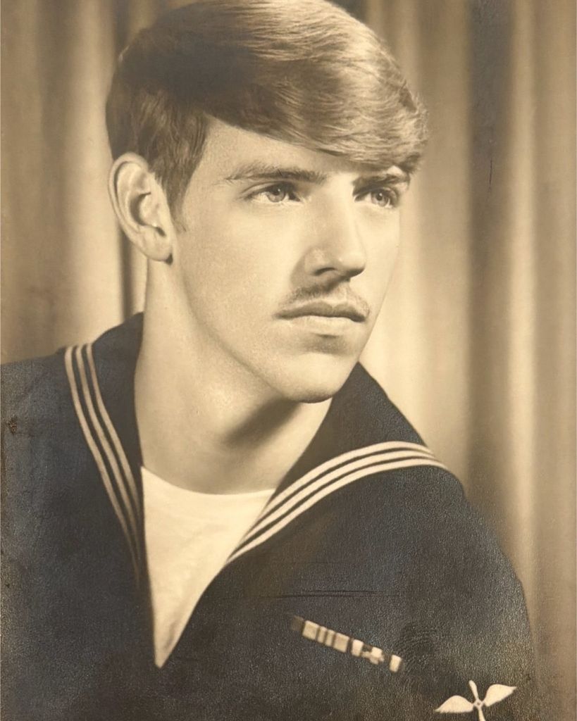 Dwight Benton Profile Photo