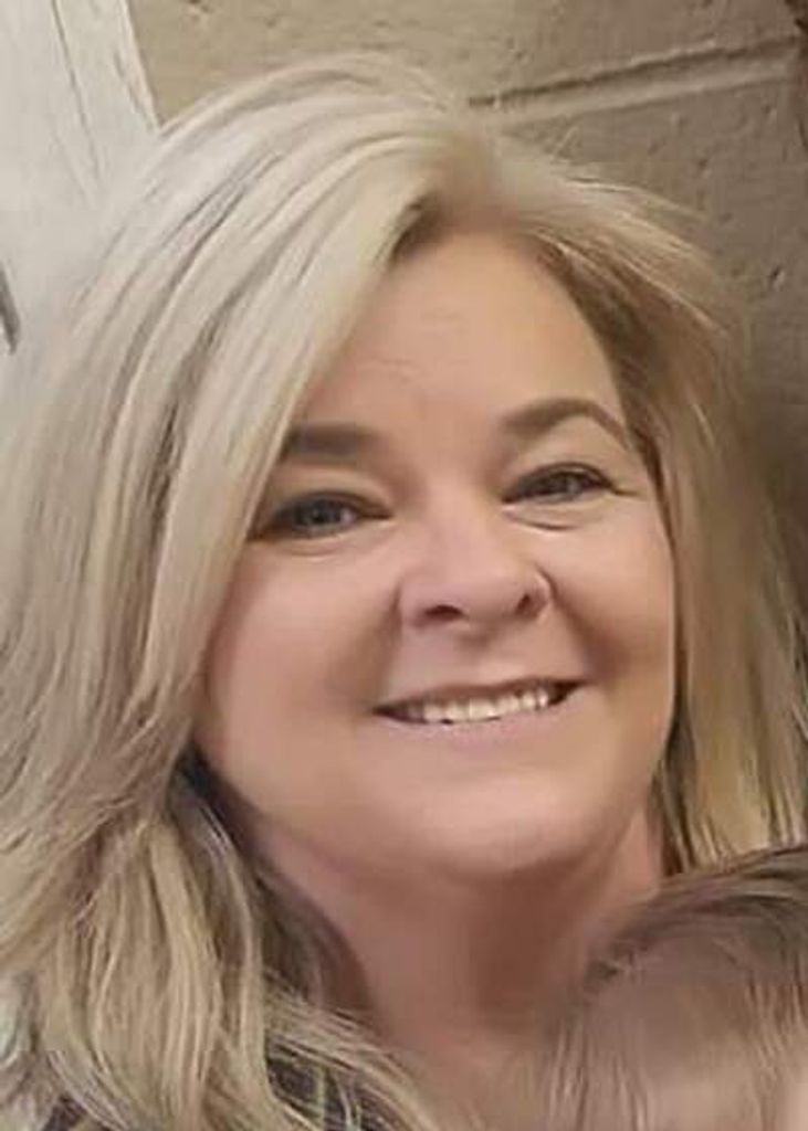 Theresa Rhoades Profile Photo
